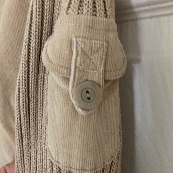 Soft Corduroy Sweater - Picture 4 of 8